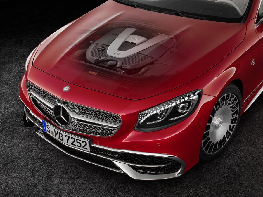  Mercedes-Maybach S650 Cabriolet 2017 года  (фото 12 из 43)